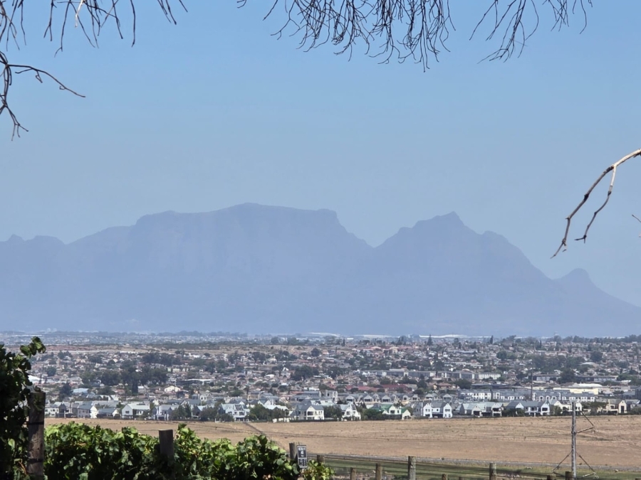 5 Bedroom Property for Sale in Stellenbosch Farms Western Cape